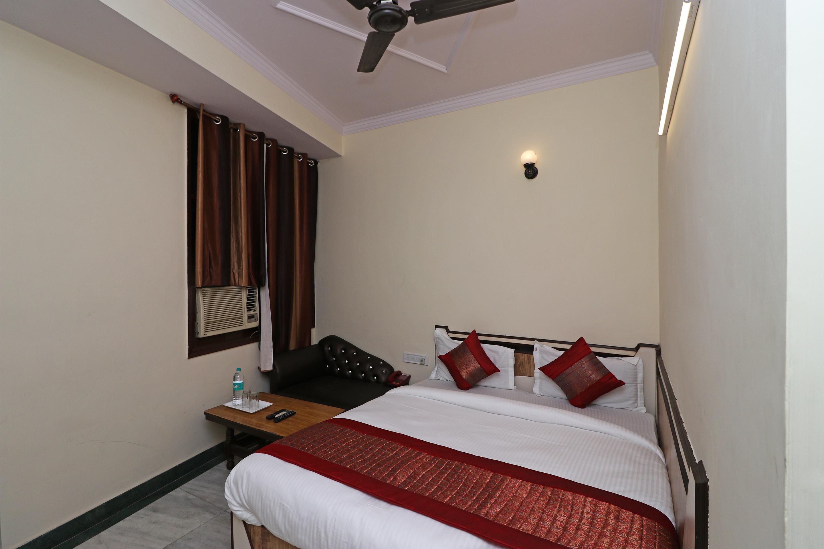 Adb Rooms Hotel Silver Shine نيودلهي المظهر الخارجي الصورة