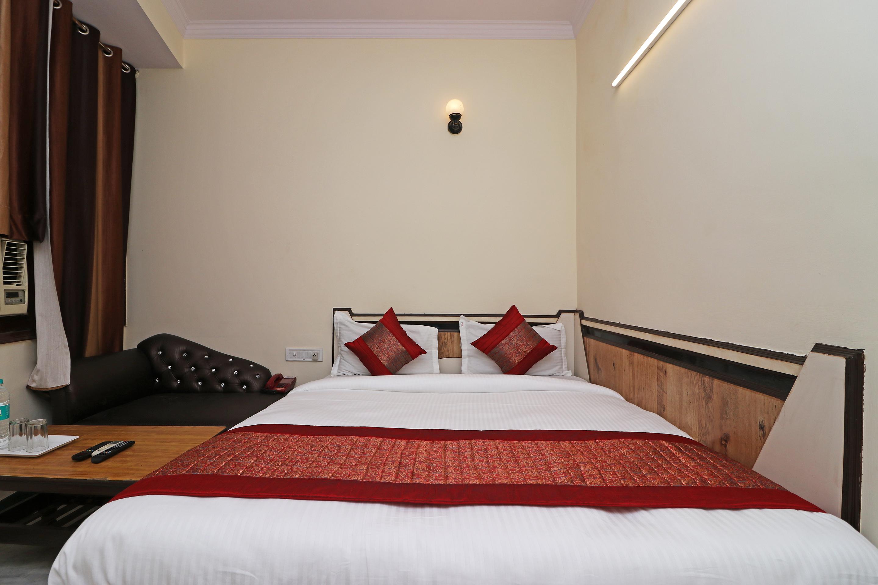 Adb Rooms Hotel Silver Shine نيودلهي المظهر الخارجي الصورة